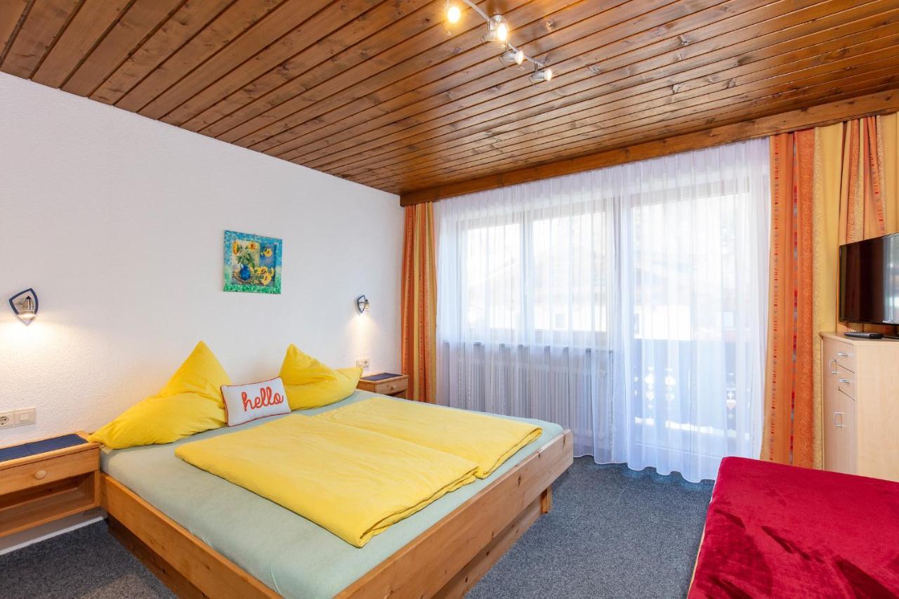Gaestehaus Berghof Schoepf Langenfeld Luaran gambar