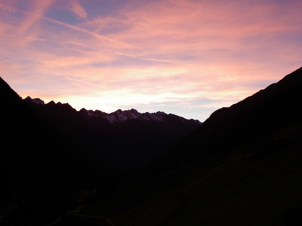 Gaestehaus Berghof Schoepf Langenfeld Luaran gambar