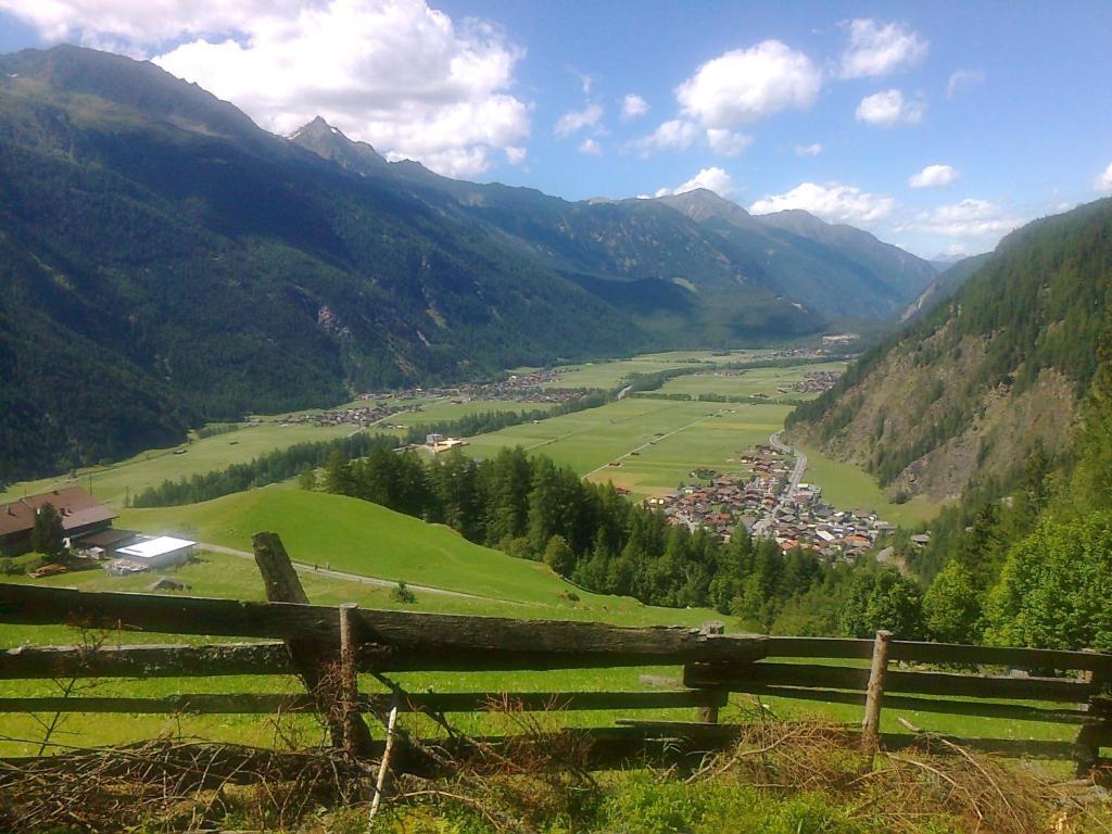 Gaestehaus Berghof Schoepf Langenfeld Luaran gambar